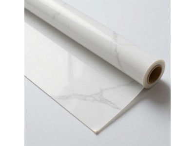 Самоклеюча вінілова плитка в рулоні білий мармур: стиль і зручність для ваших підлог
