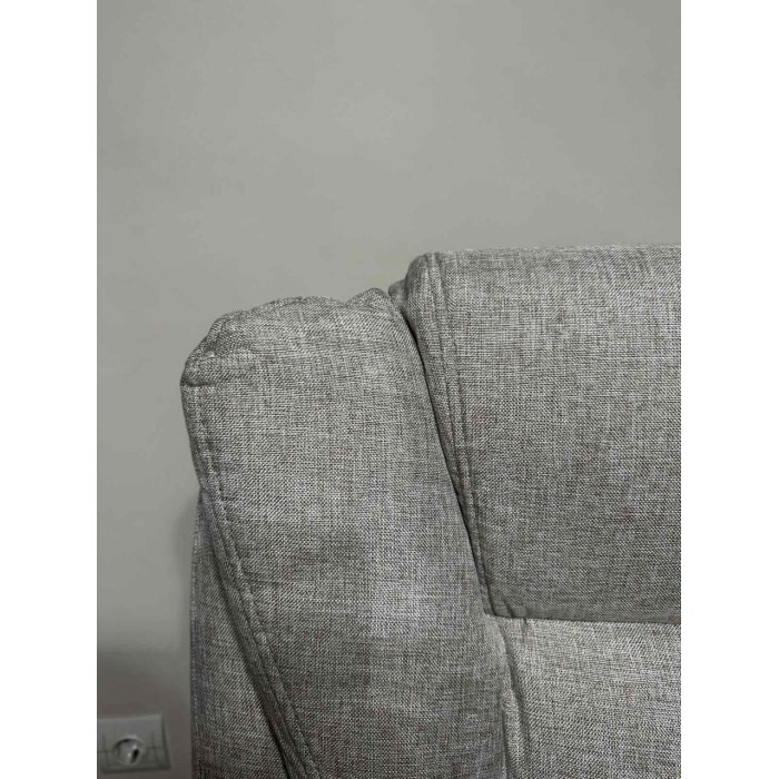 Офісне крісло BOSS KO22 Premium з масажером, висувна підставка для ніг, тканина, світло-сіра