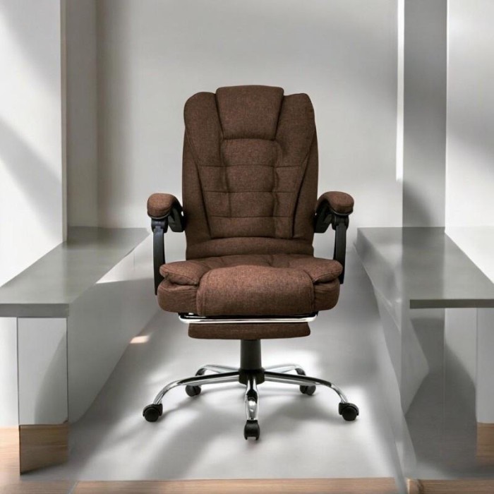 Офісне крісло з тканини до 130 кг з масажною подушкою та підставкою для ніг BOSS KO22 Premium коричневе