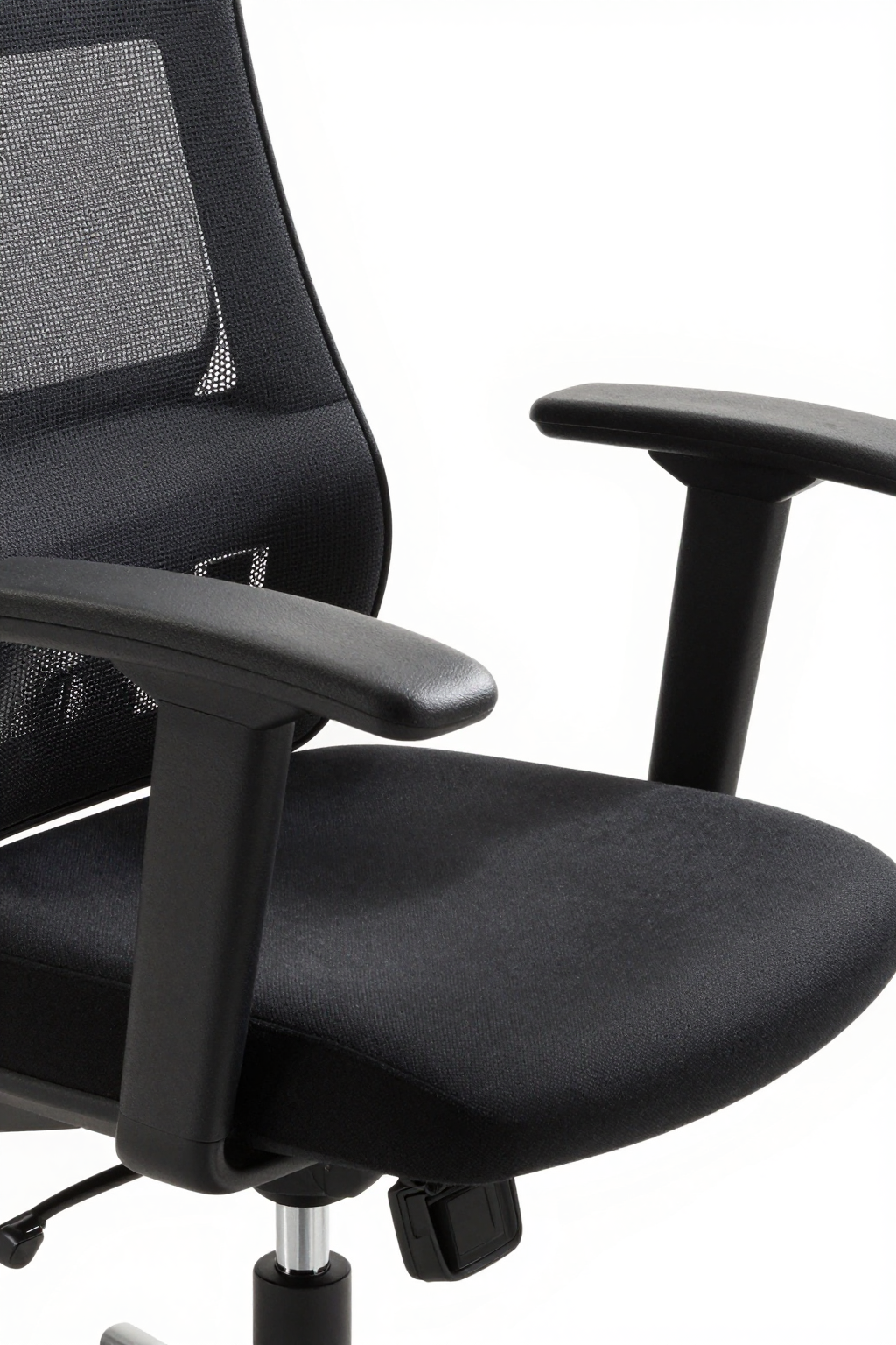 геймерське або офісне крісло для роботи що краще