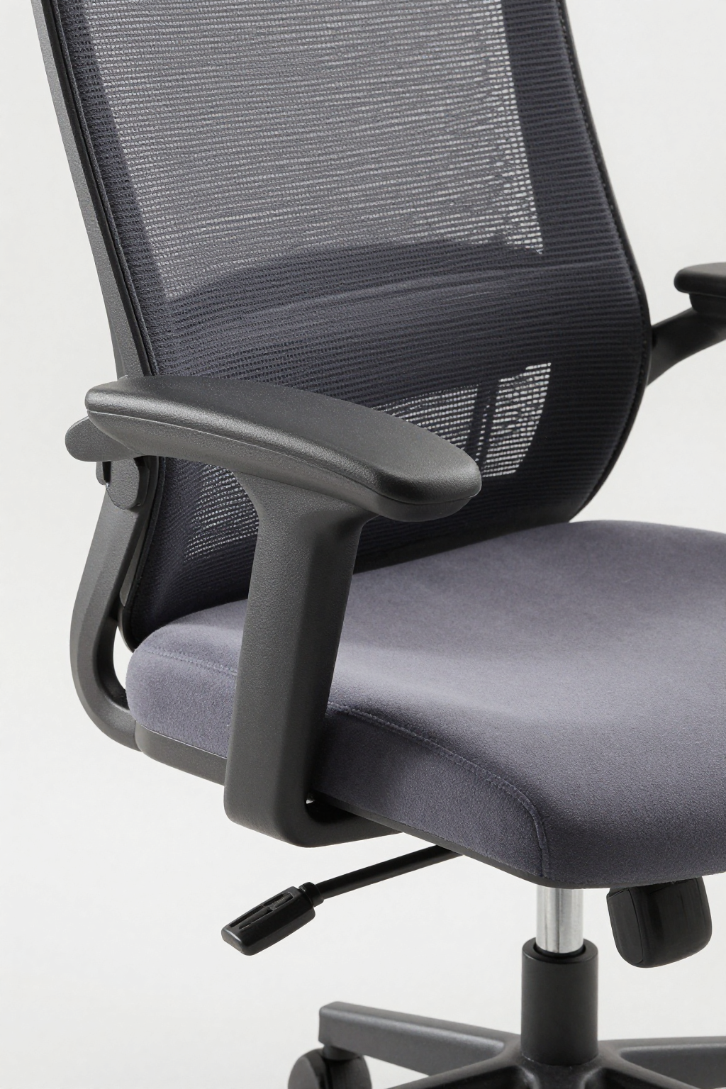 як вибрати крісло при болях у спині поради ортопеда